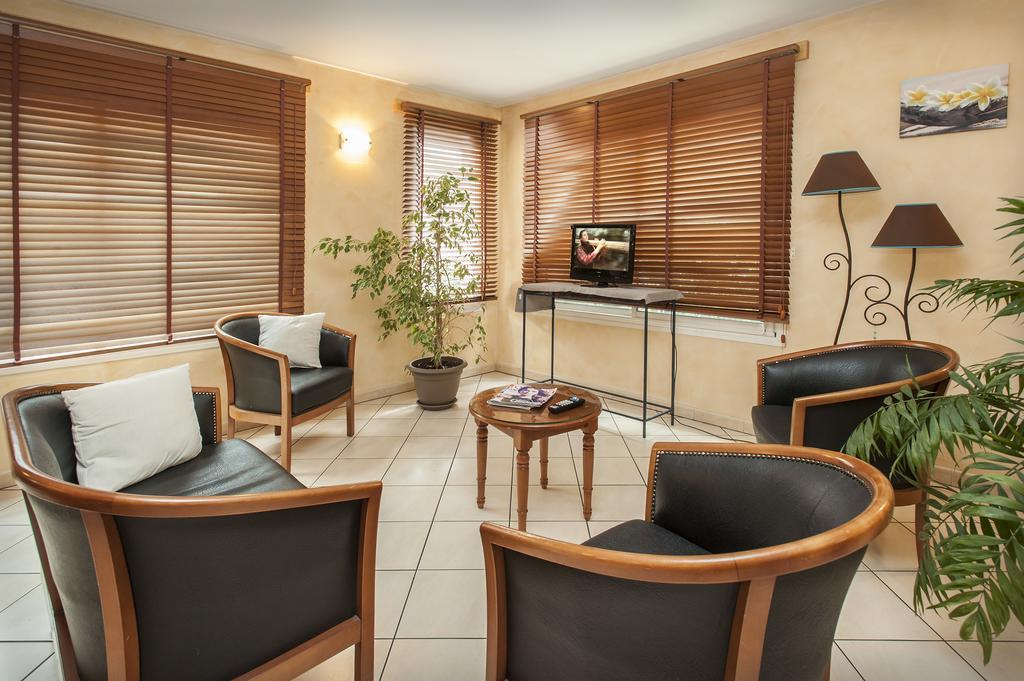 Brit Hotel Essentiel Cahors Nord ภายนอก รูปภาพ